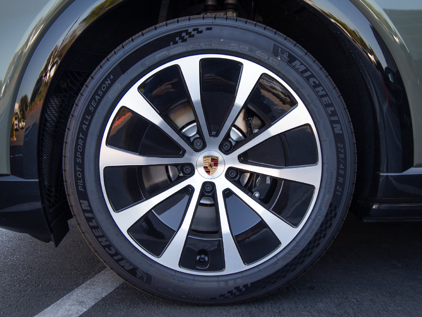 New 2026 Porsche Cayenne S AWD/4WD image 12