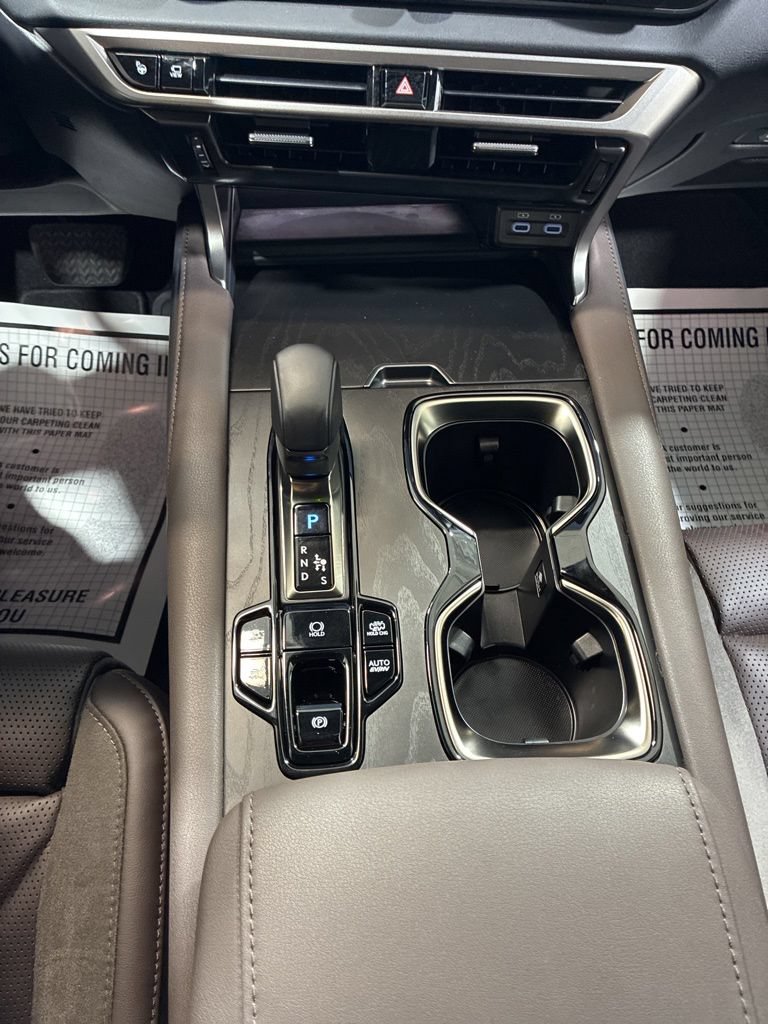 Used 2025 Lexus RX 450h AWD w/ Convenience Package image 30