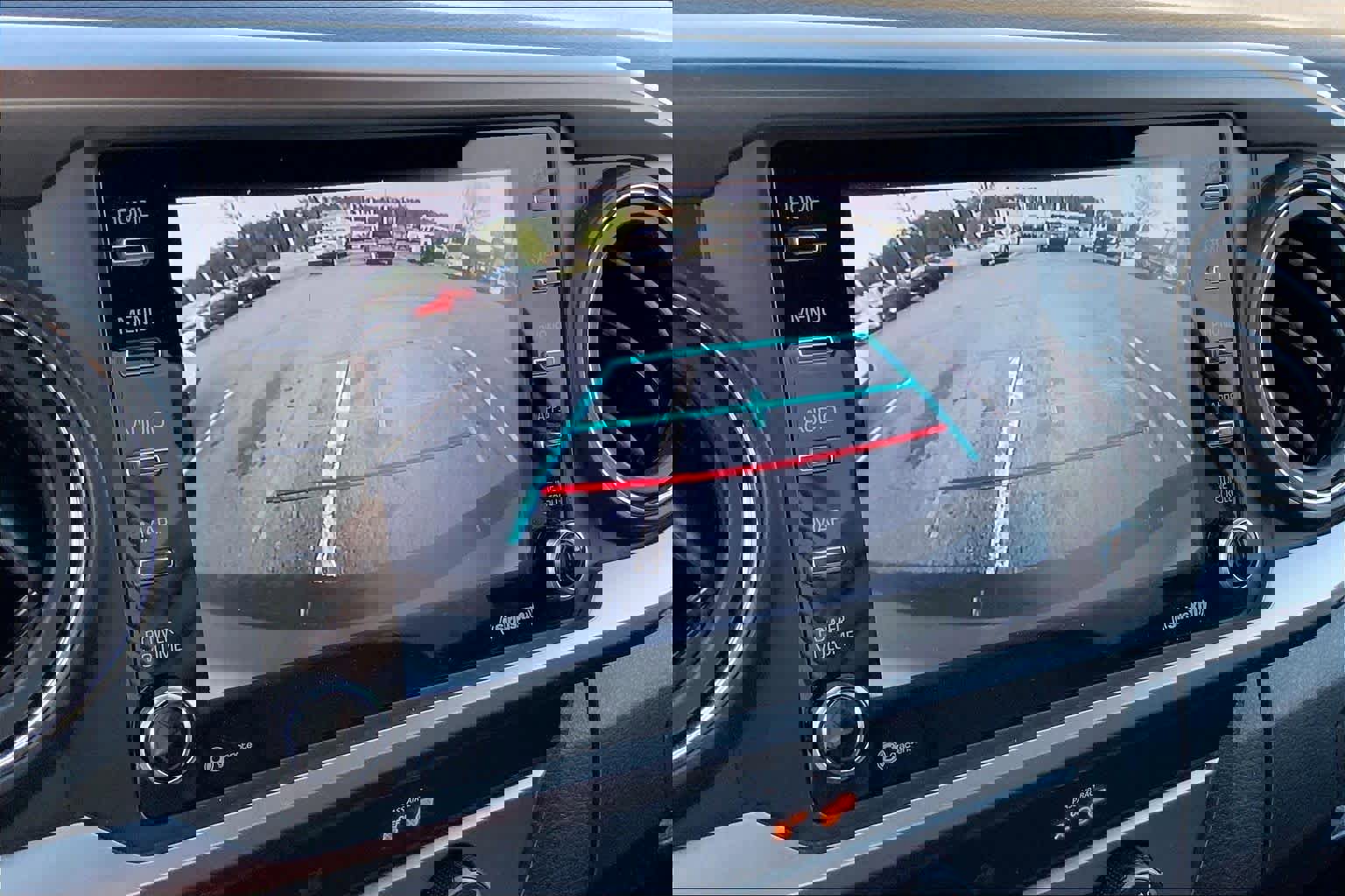 Used 2022 Toyota Tacoma SR5 image 28