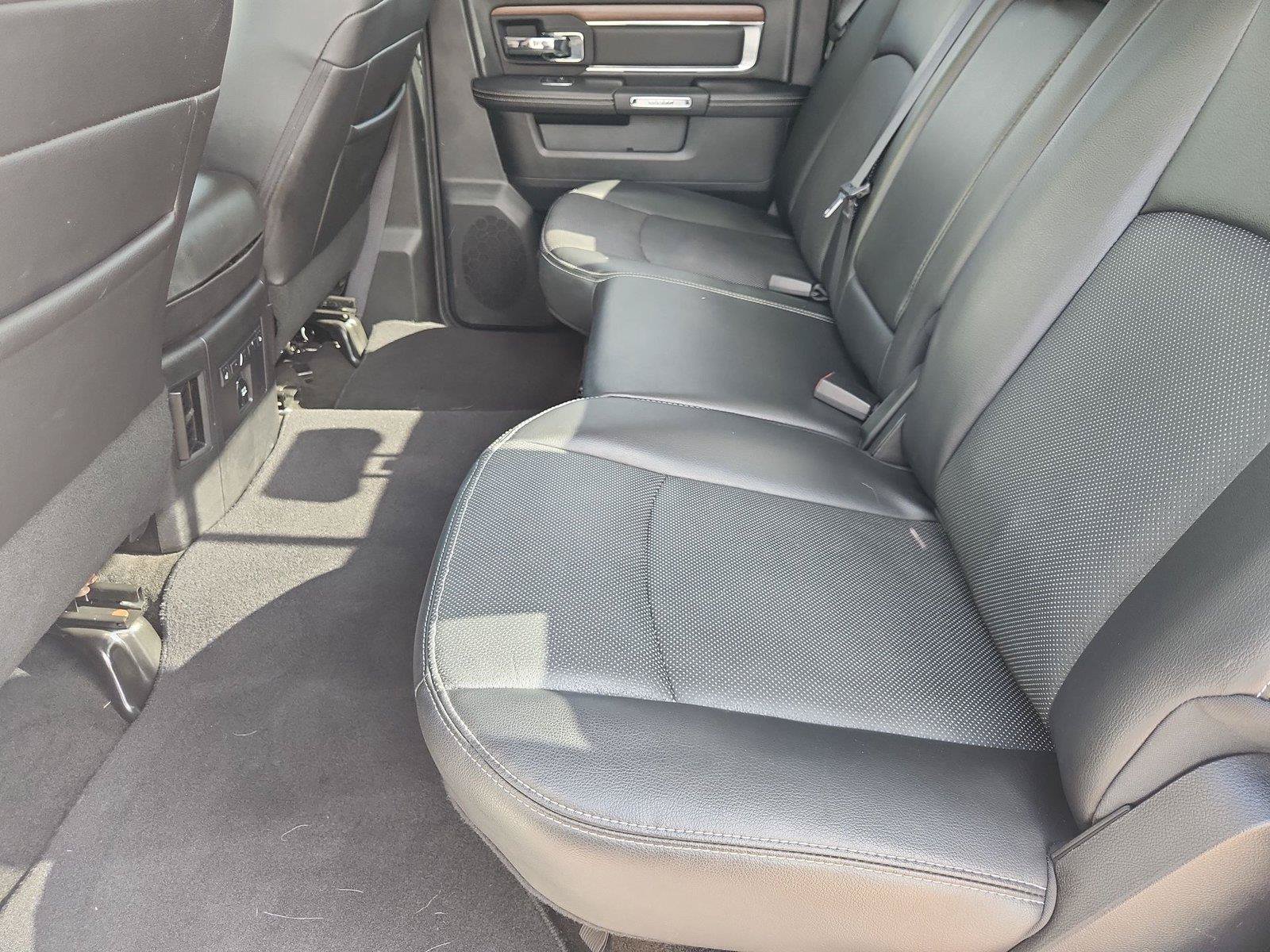 Used 2015 RAM 1500 Laramie w/ Convenience Group AWD/4WD image 25