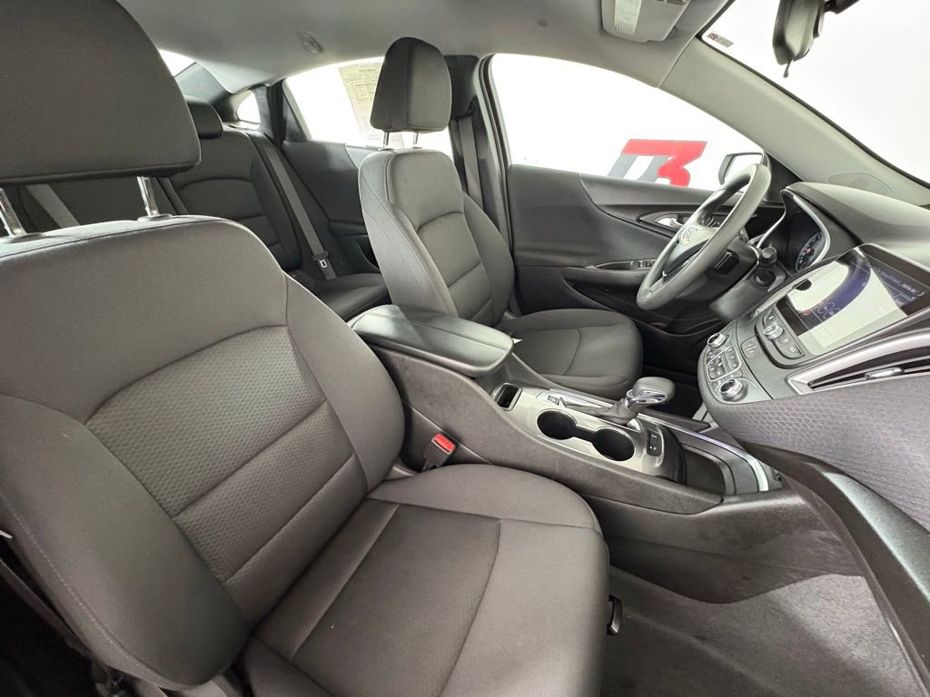 Used 2024 Chevrolet Malibu LT FWD image 35
