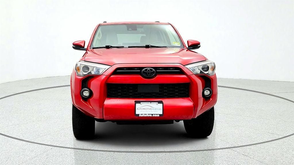 Used 2021 Toyota 4Runner SR5 Premium w/ Moonroof Package AWD/4WD image 2