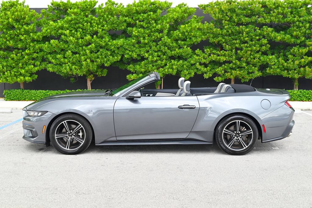 Used 2024 Ford Mustang Premium RWD image 7