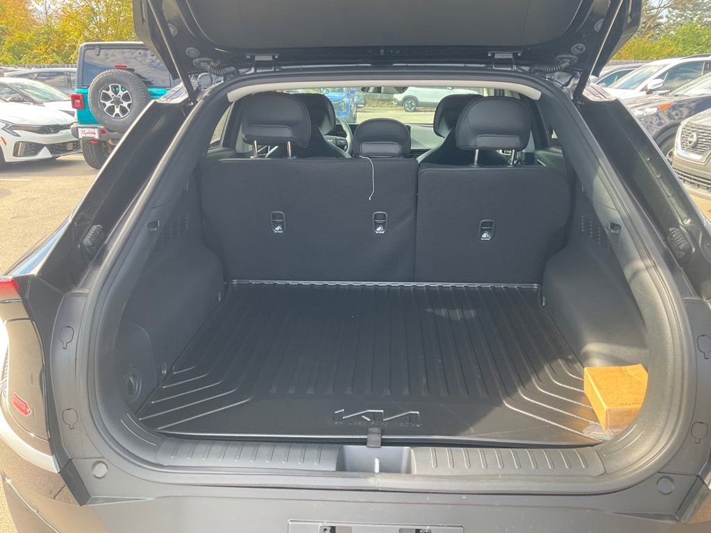 New 2025 Kia EV6 Light image 32