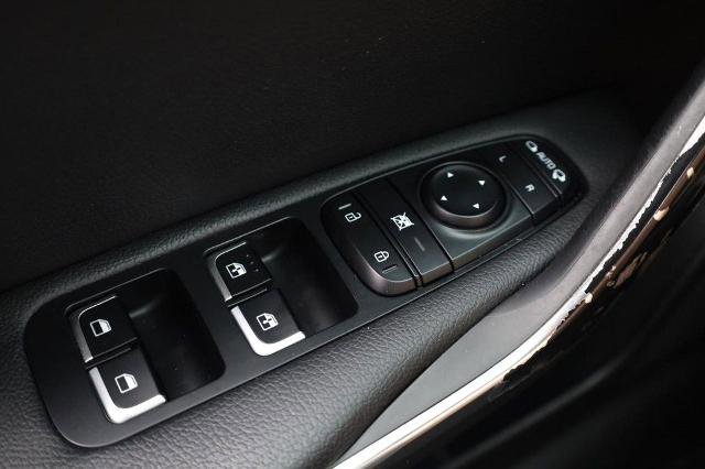 Used 2022 Kia Stinger GT-Line AWD/4WD image 19