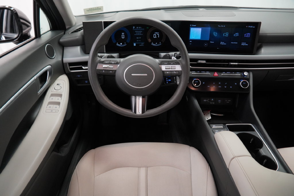 Used 2025 Hyundai Sonata SEL FWD image 9