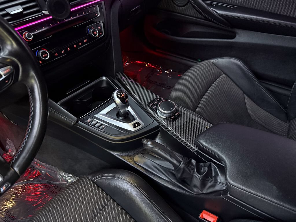 Used 2017 BMW M4 Coupe RWD image 13