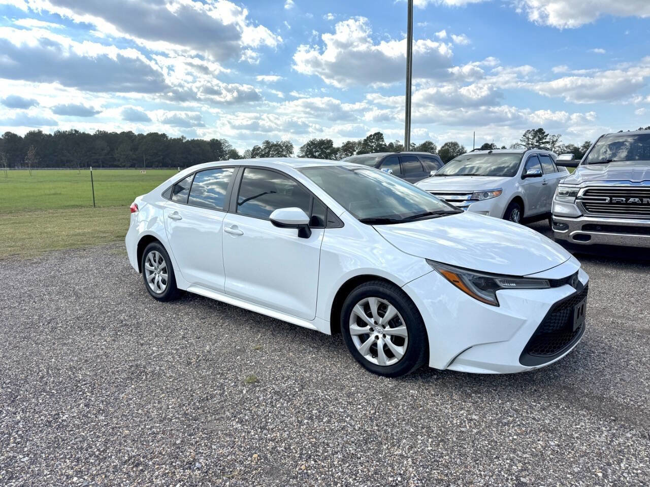 Used 2021 Toyota Corolla LE image 7