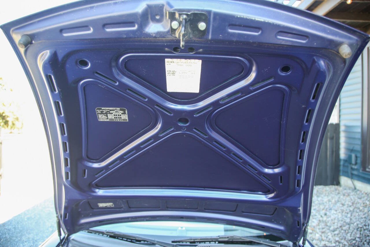 Used 2000 Porsche Boxster S RWD image 53