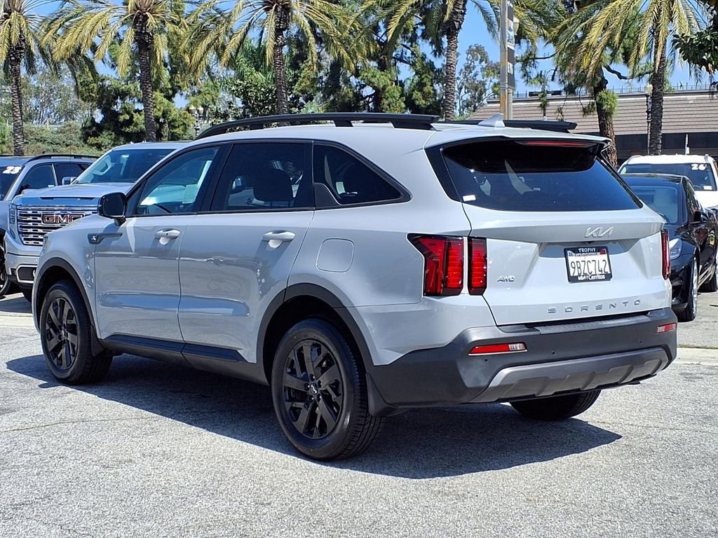 Certified 2022 Kia Sorento S image 5
