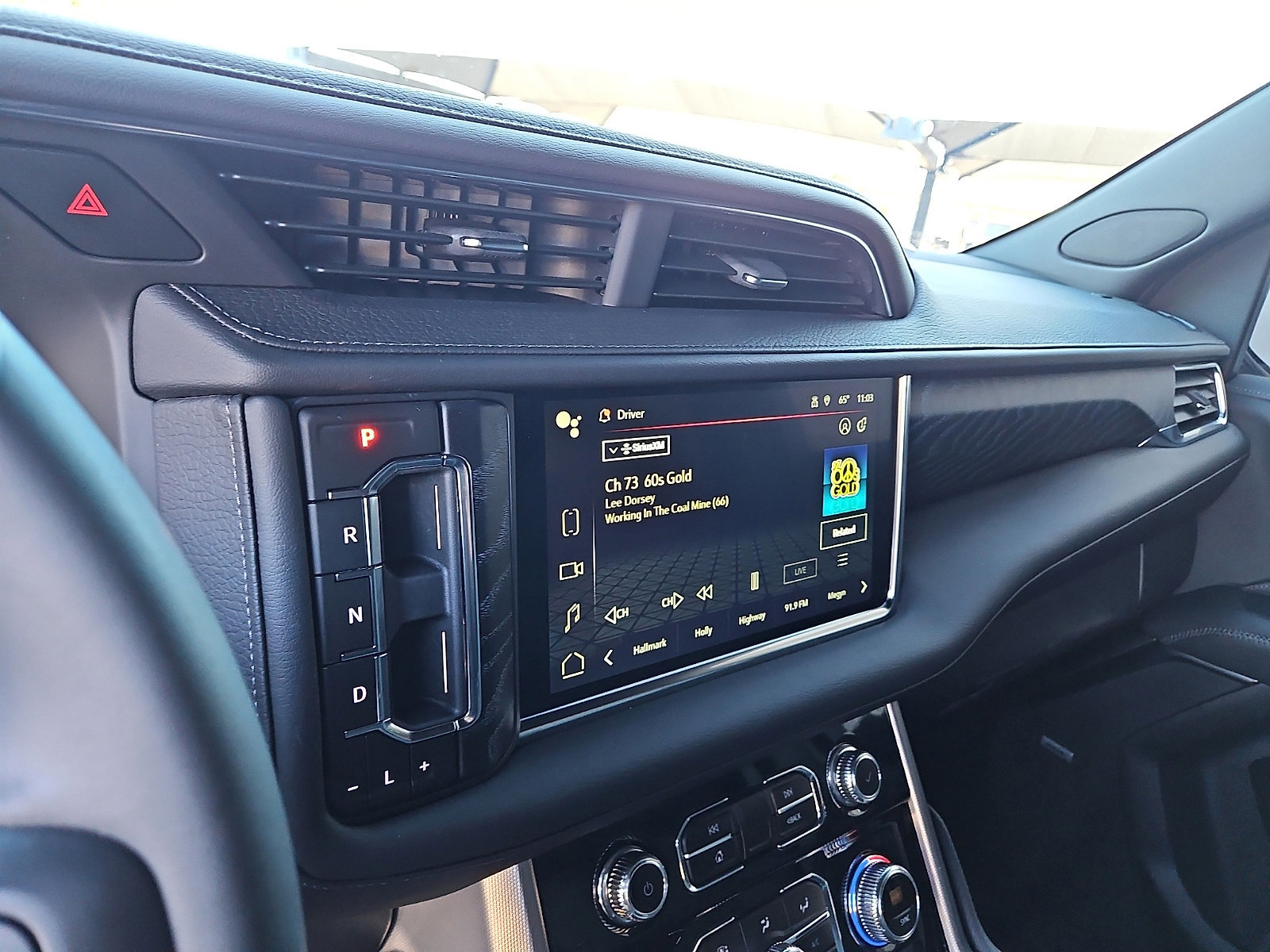 Used 2024 GMC Yukon Denali image 16