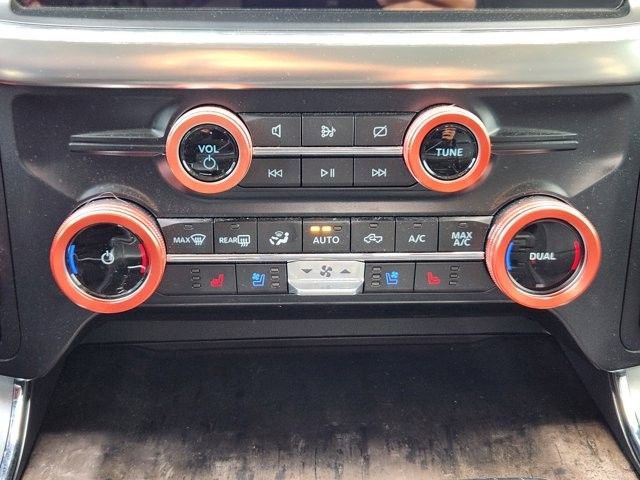 Used 2023 Ford F150 Lariat w/ FX4 Off-Road Package image 17
