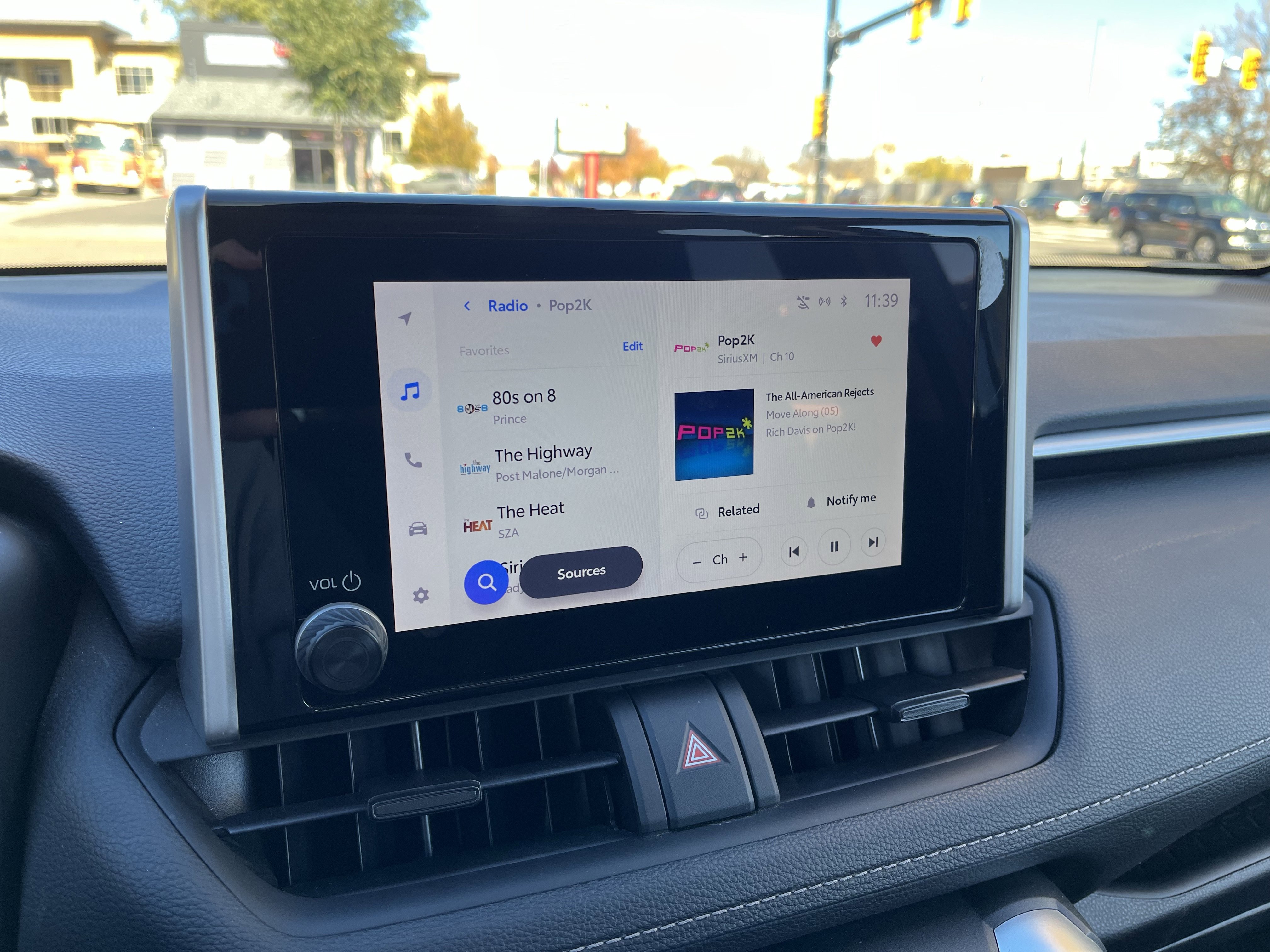 Used 2024 Toyota RAV4 XLE image 18