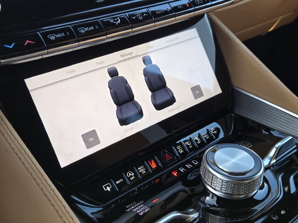 New 2026 Jeep Grand Wagoneer L Summit AWD/4WD image 13