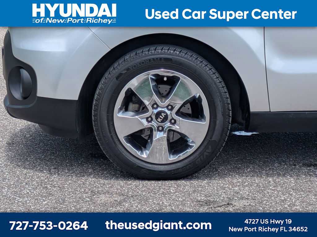 Used 2018 Kia Soul FWD image 10