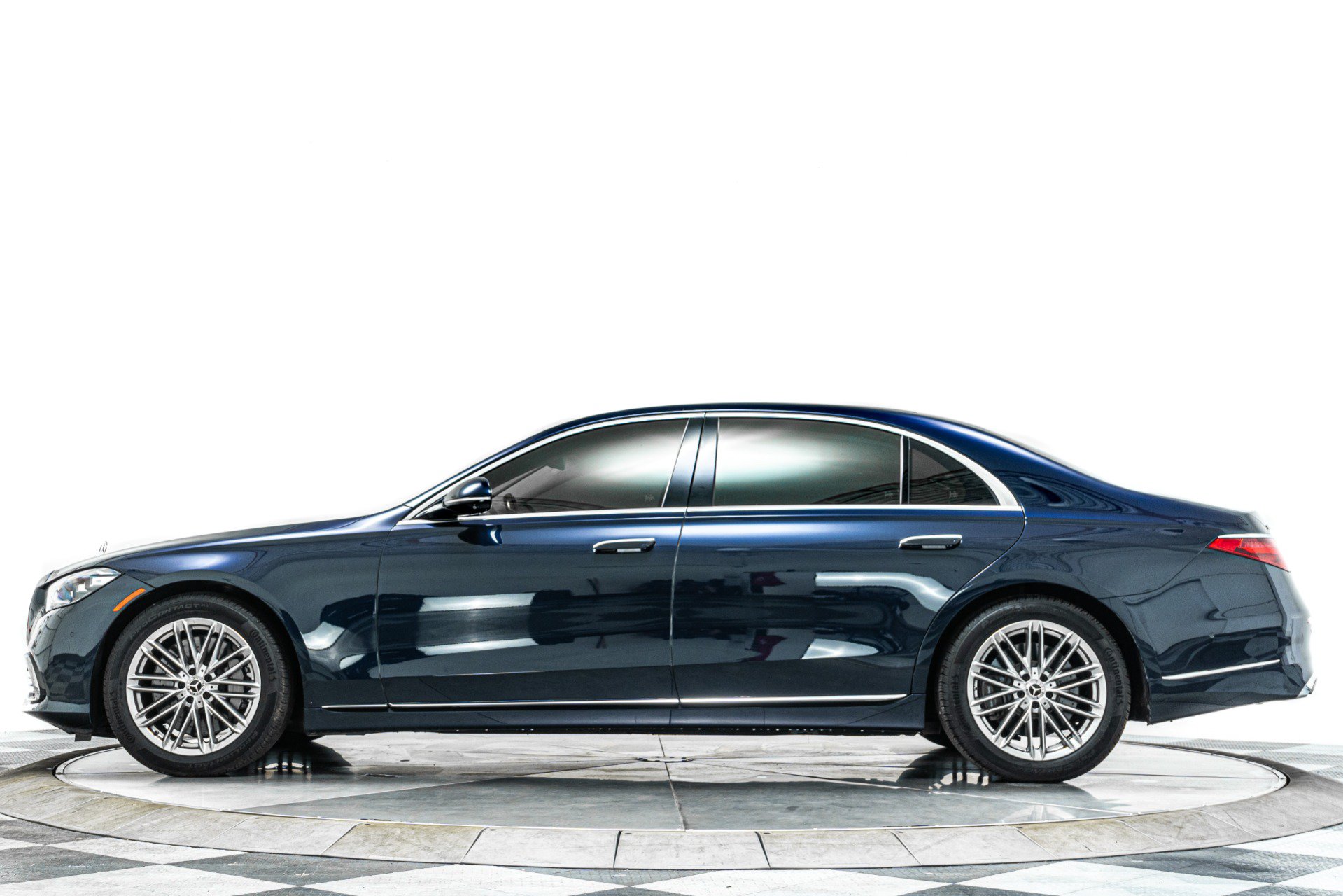 Used 2022 Mercedes-Benz S 580 4MATIC Sedan image 6