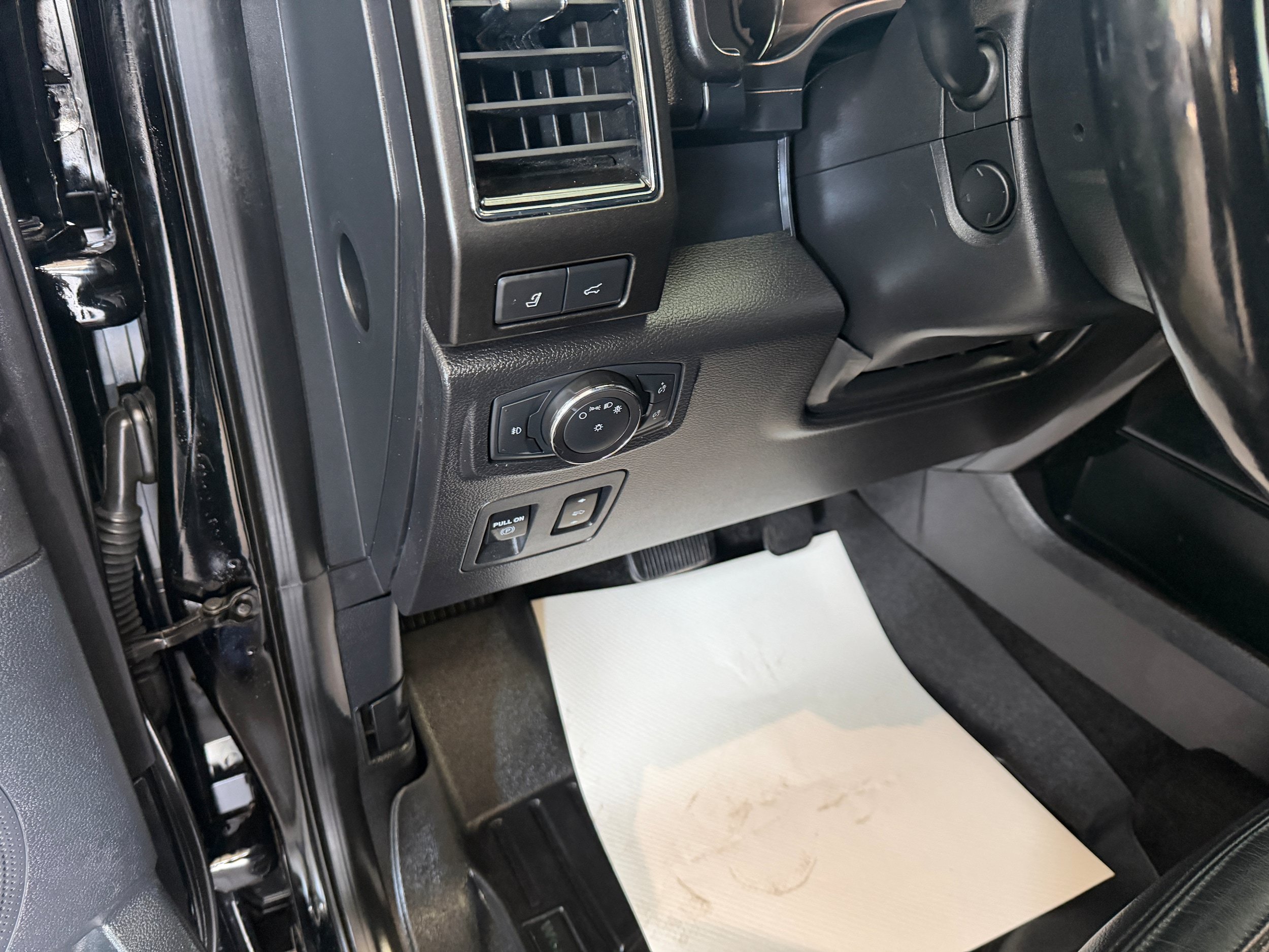 Used 2018 Ford Expedition Max Limited AWD/4WD image 21