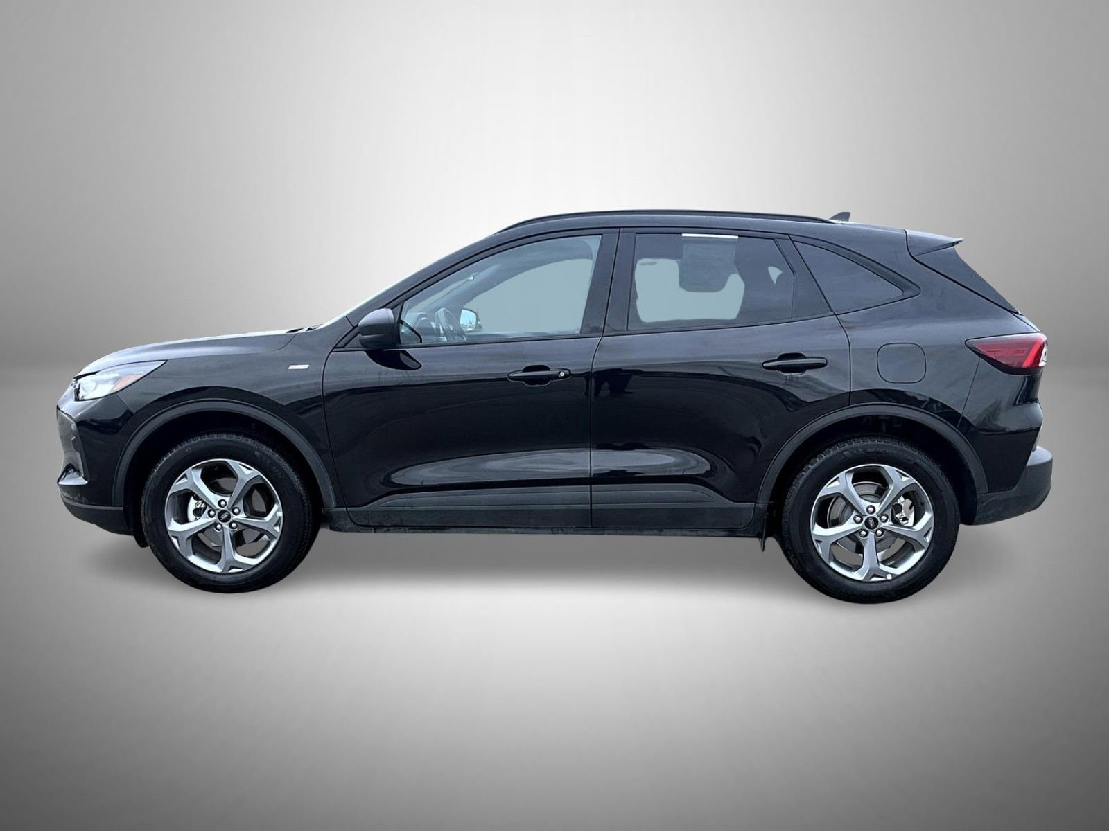 Used 2025 Ford Escape ST-Line image 8