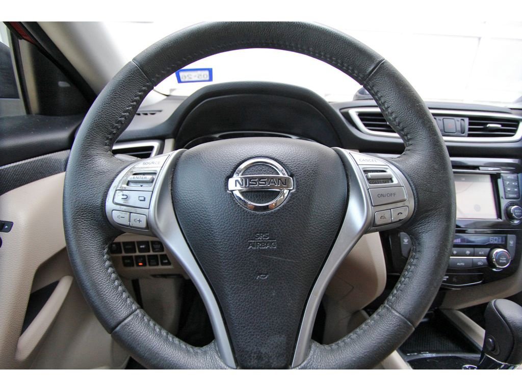 Used 2016 Nissan Rogue SL w/ SL Premium Package AWD/4WD image 8