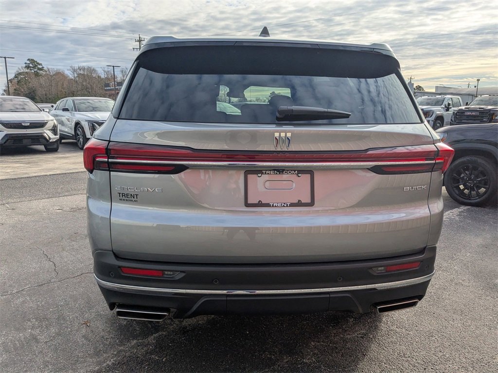 Certified 2025 Buick Enclave Preferred w/ Power Package image 4