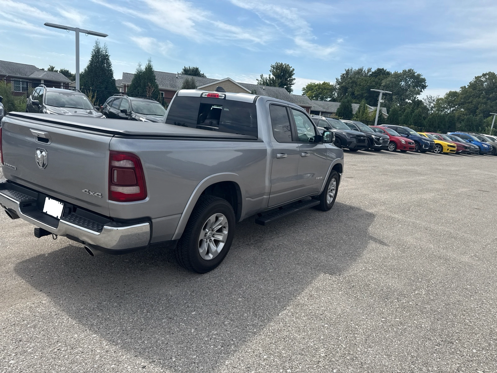 Used 2020 RAM 1500 Laramie AWD/4WD image 15