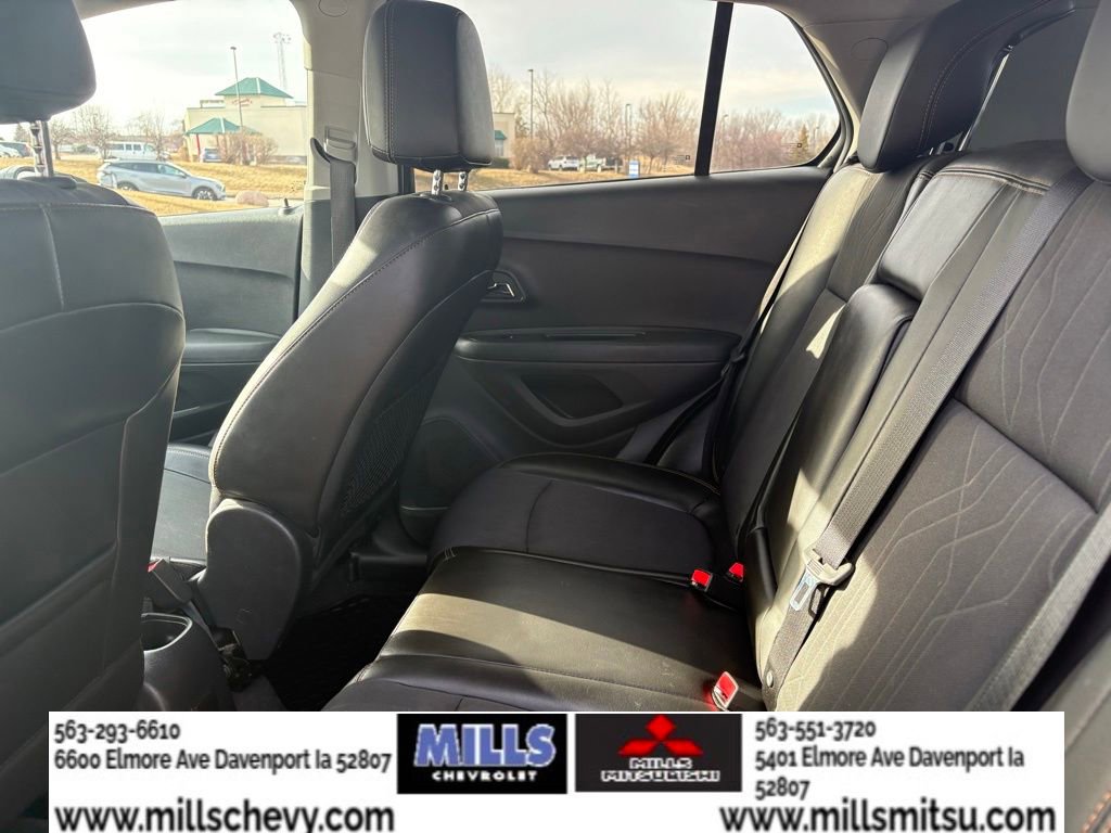 Used 2017 Chevrolet Trax LT w/ LT Convenience Package FWD image 10