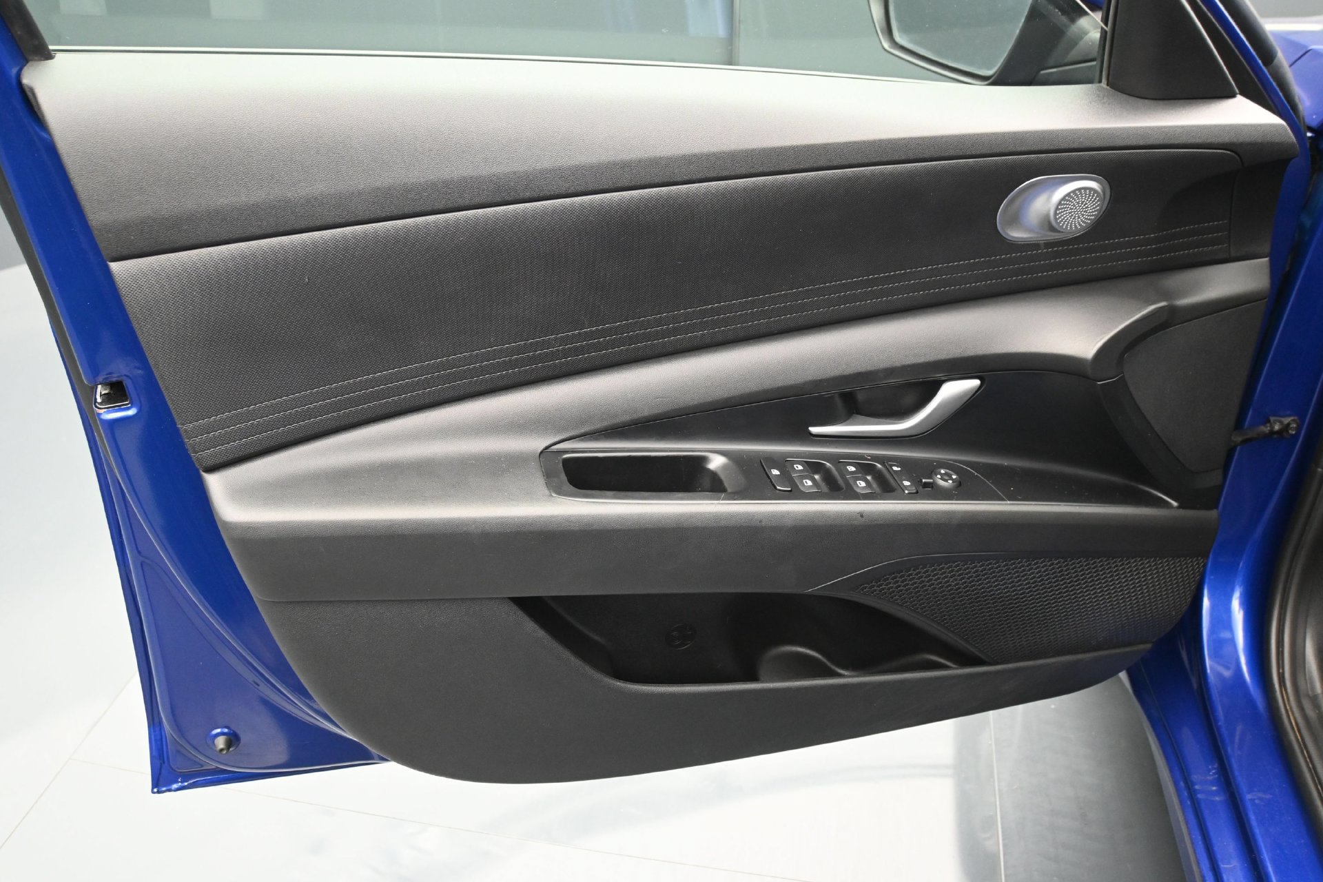 Used 2021 Hyundai Elantra SEL FWD image 16