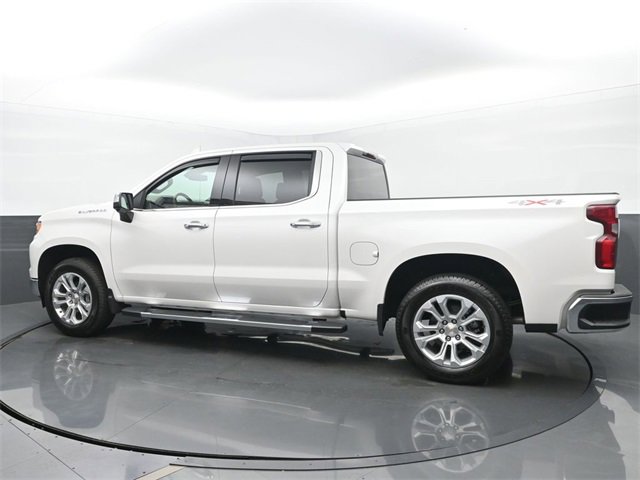 Used 2025 Chevrolet Silverado 1500 LTZ image 3