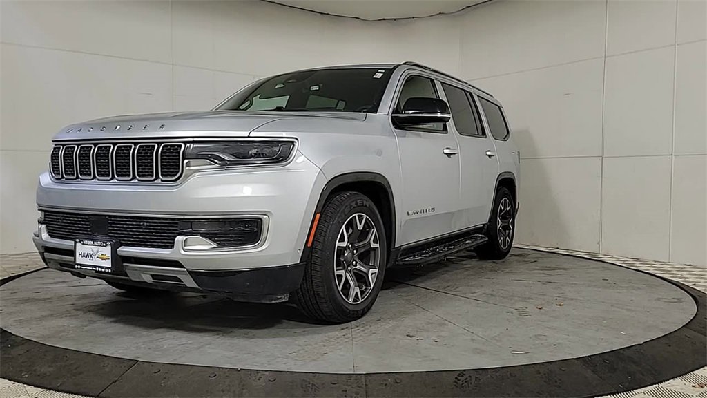 Used 2024 Jeep Wagoneer Series III image 5