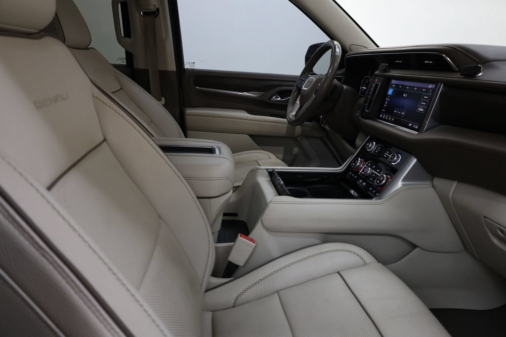 Used 2021 GMC Yukon Denali w/ LPO, Illumination Package AWD/4WD image 84