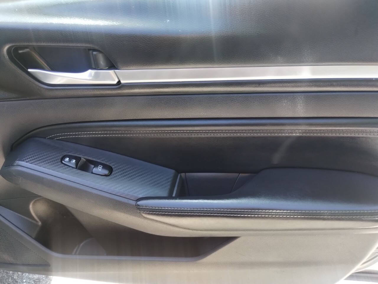 Used 2019 Nissan Altima 2.5 SL FWD image 26