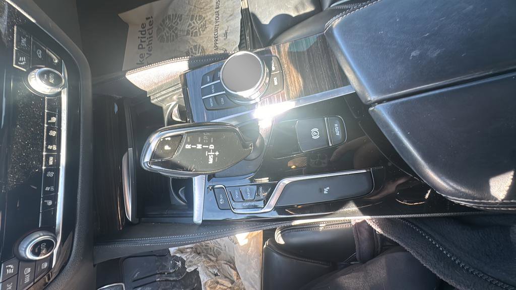 Used 2020 BMW M550i xDrive M550i xDrive image 18