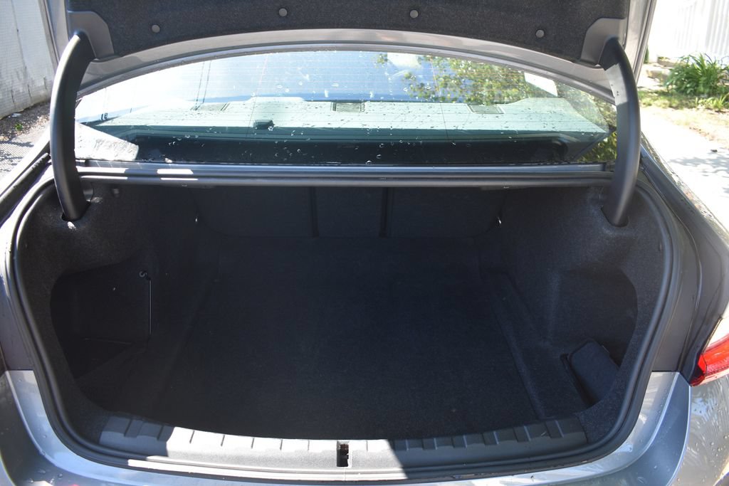 Used 2025 BMW 330i Sedan RWD image 30