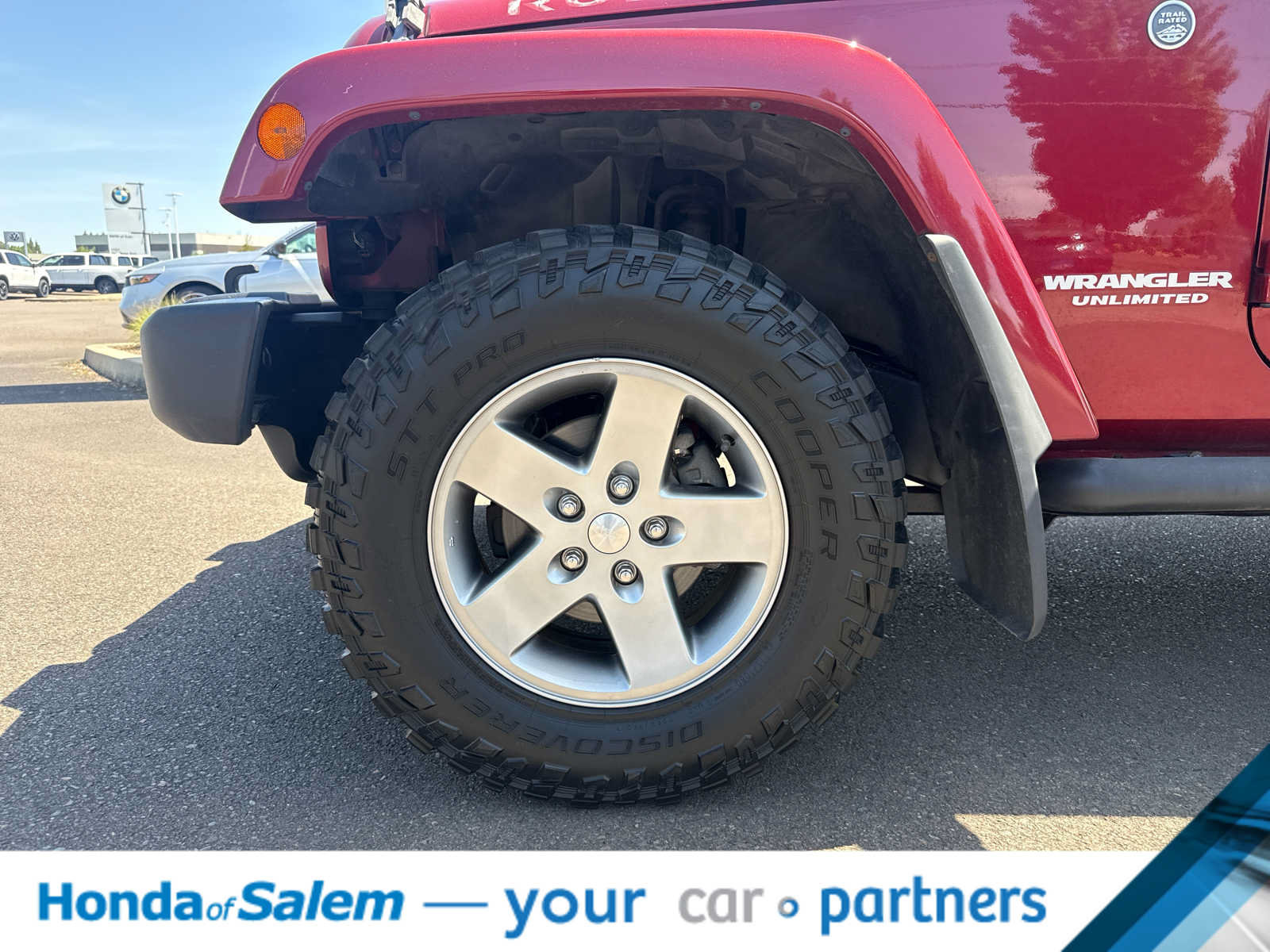 Used 2012 Jeep Wrangler Unlimited Rubicon w/ Connectivity Group AWD/4WD image 8