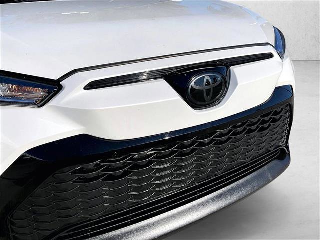 Used 2024 Toyota Corolla Cross SE image 30