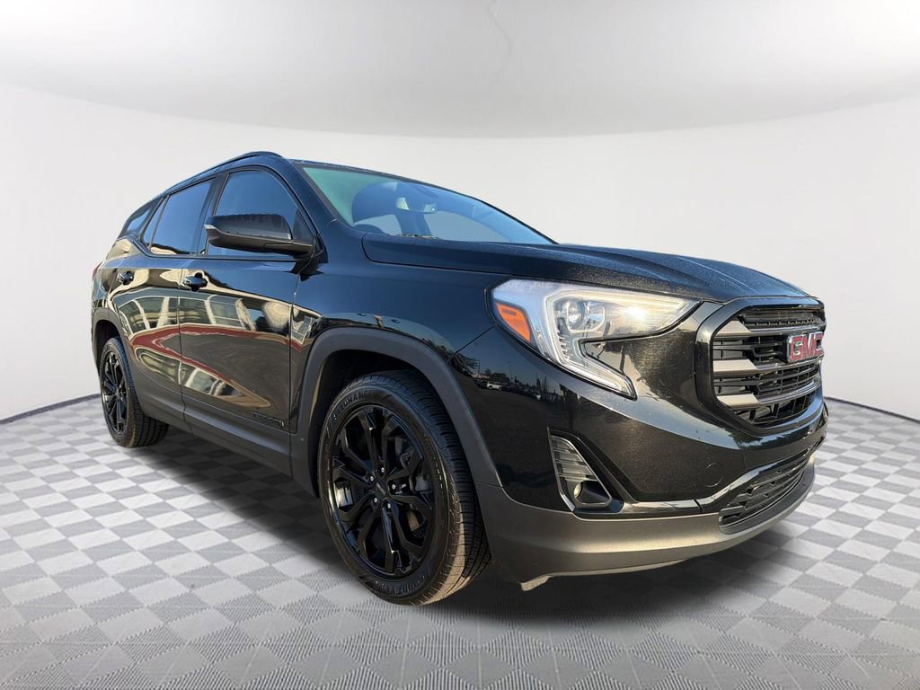 Used 2021 GMC Terrain SLT w/ Infotainment Package II image 3