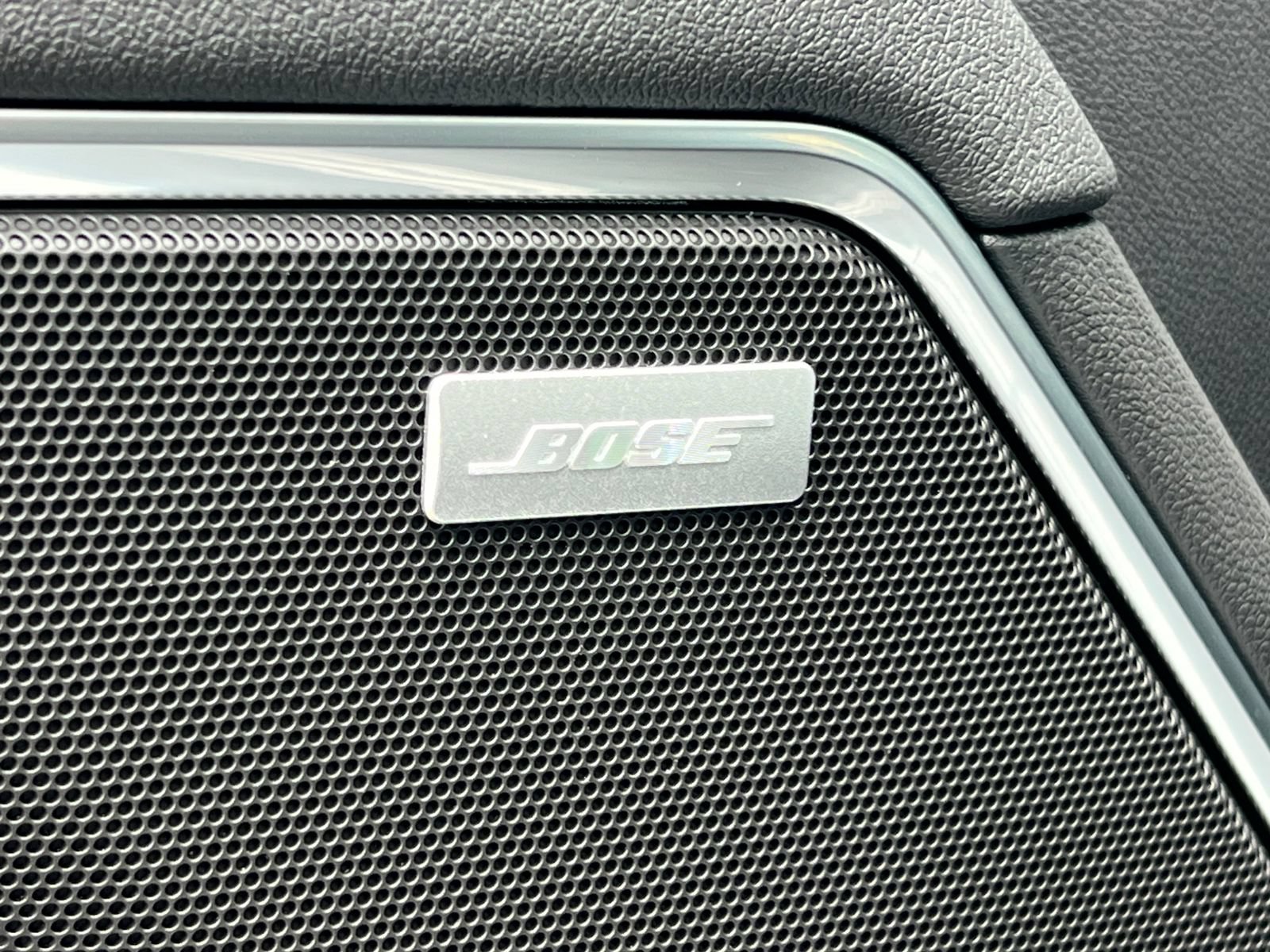 New 2026 Chevrolet Silverado 1500 RST w/ Dark Appearance Package AWD/4WD image 20