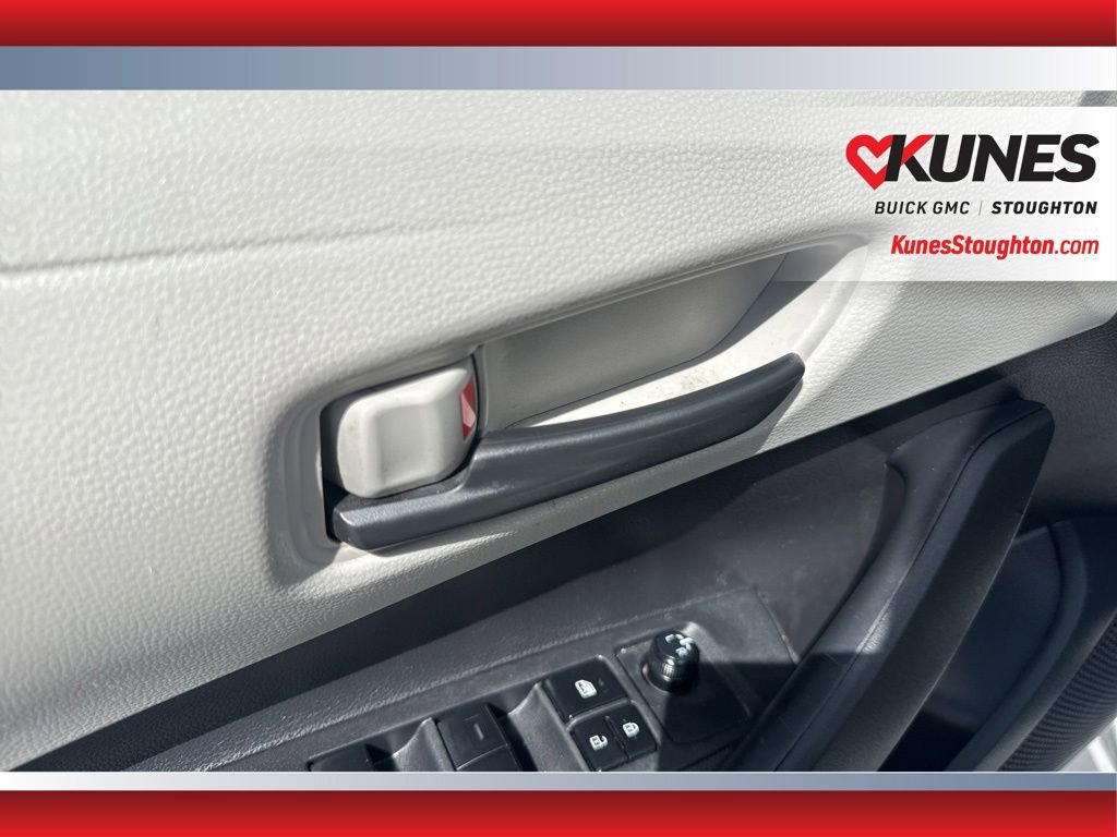 Used 2022 Toyota Corolla LE FWD image 19