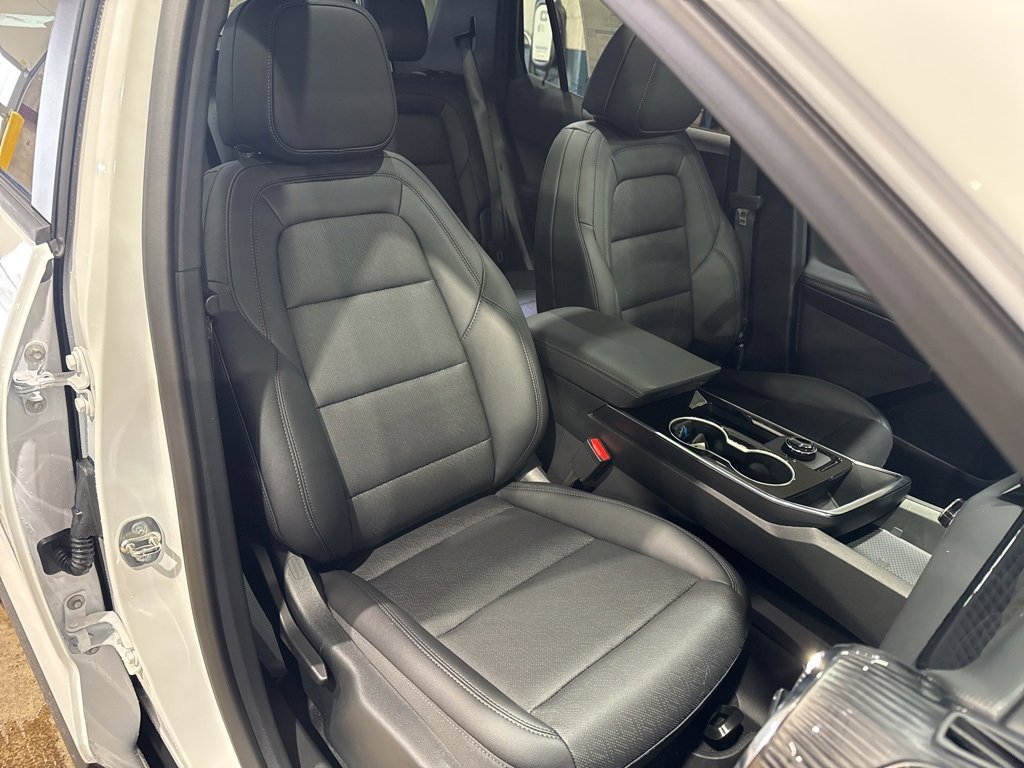 New 2026 Chevrolet Equinox LT w/ Convenience Package II image 43