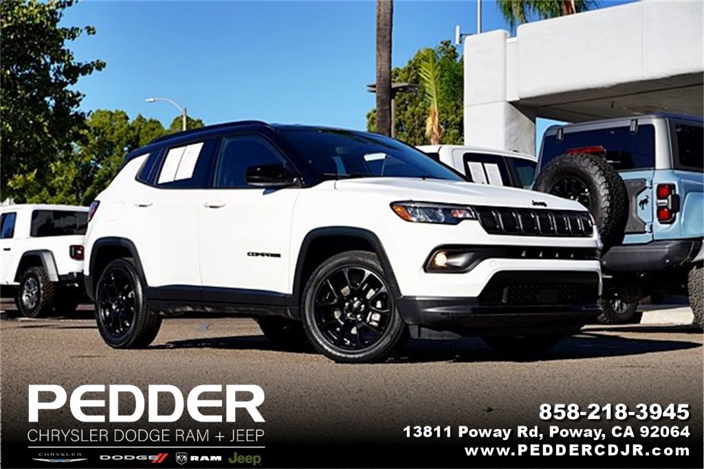 Used 2022 Jeep Compass Altitude