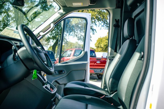 New 2024 Ford Transit 250 148 Medium Roof w/ Load Area Protection Package image 8