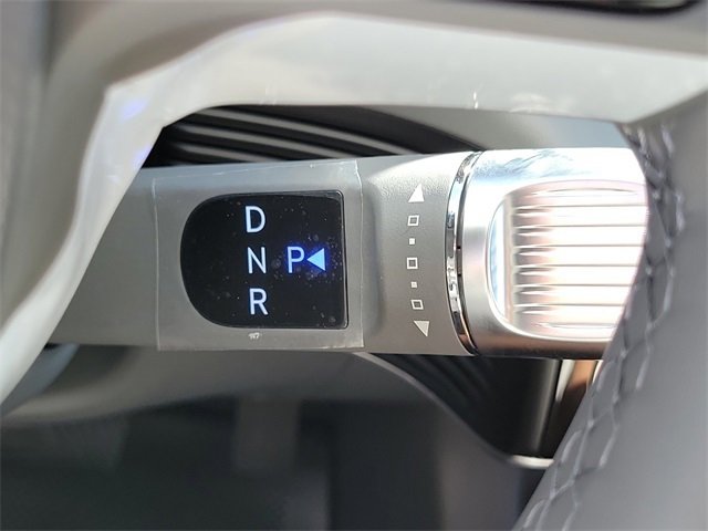 New 2026 Hyundai Ioniq 5 SE image 8