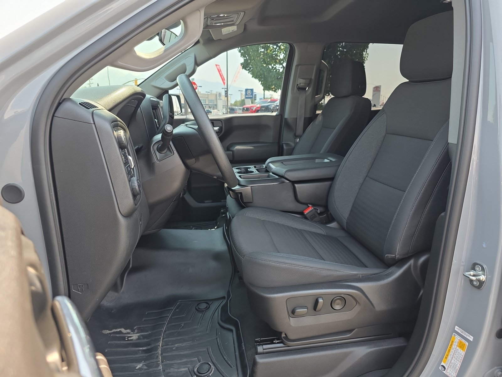 Used 2024 Chevrolet Silverado 1500 Custom Trail Boss AWD/4WD image 11