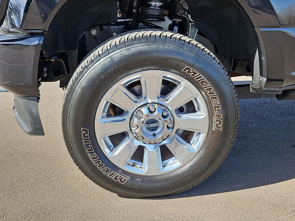 Used 2021 Ford F350 Platinum w/ FX4 Off-Road Package image 7