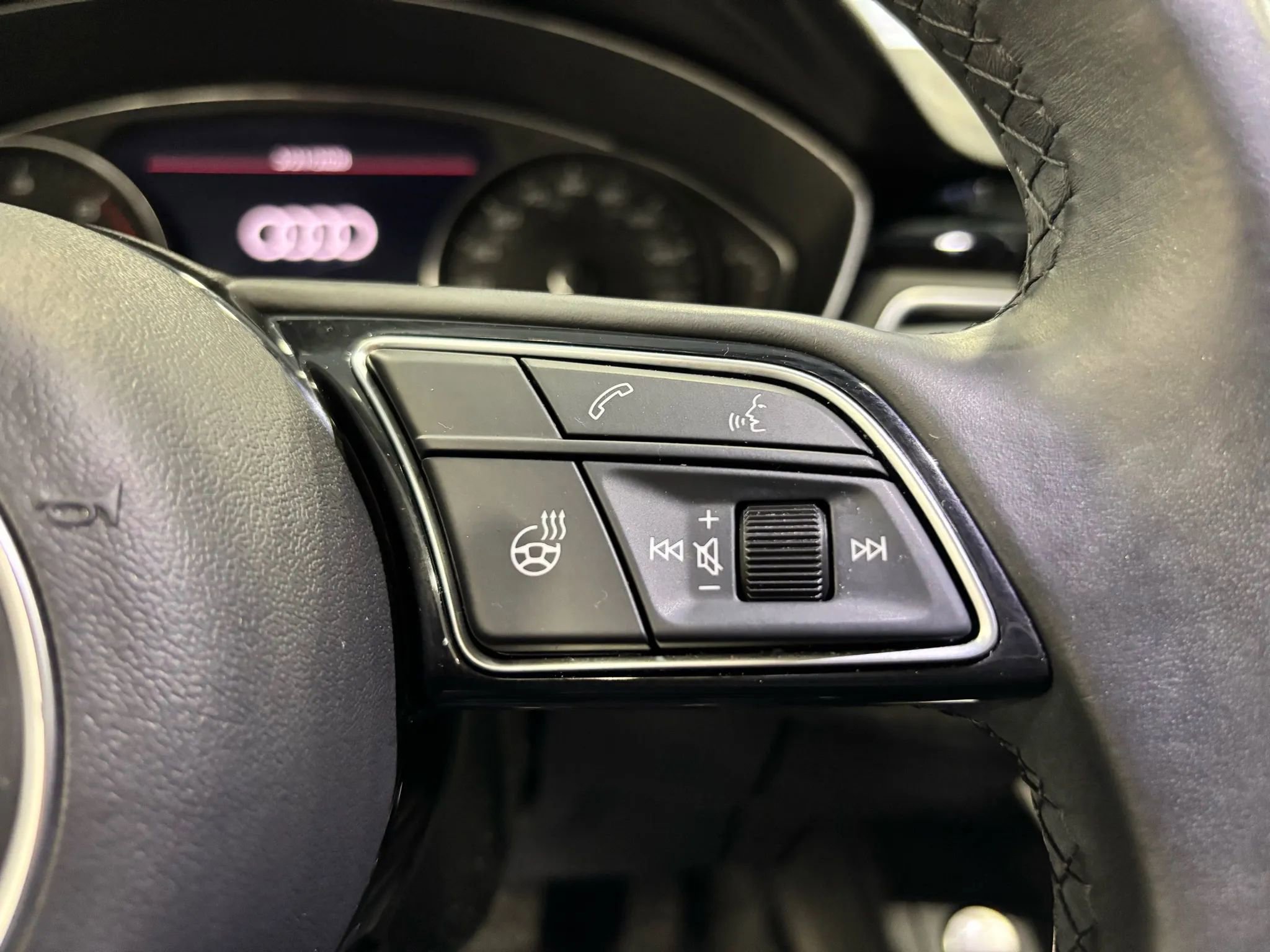 Used 2021 Audi A4 2.0T Premium w/ Convenience Package AWD/4WD image 32