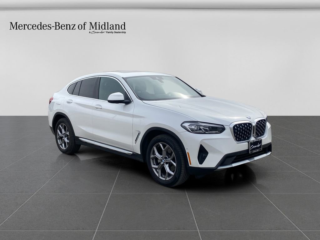 Used 2024 BMW X4 xDrive30i image 1