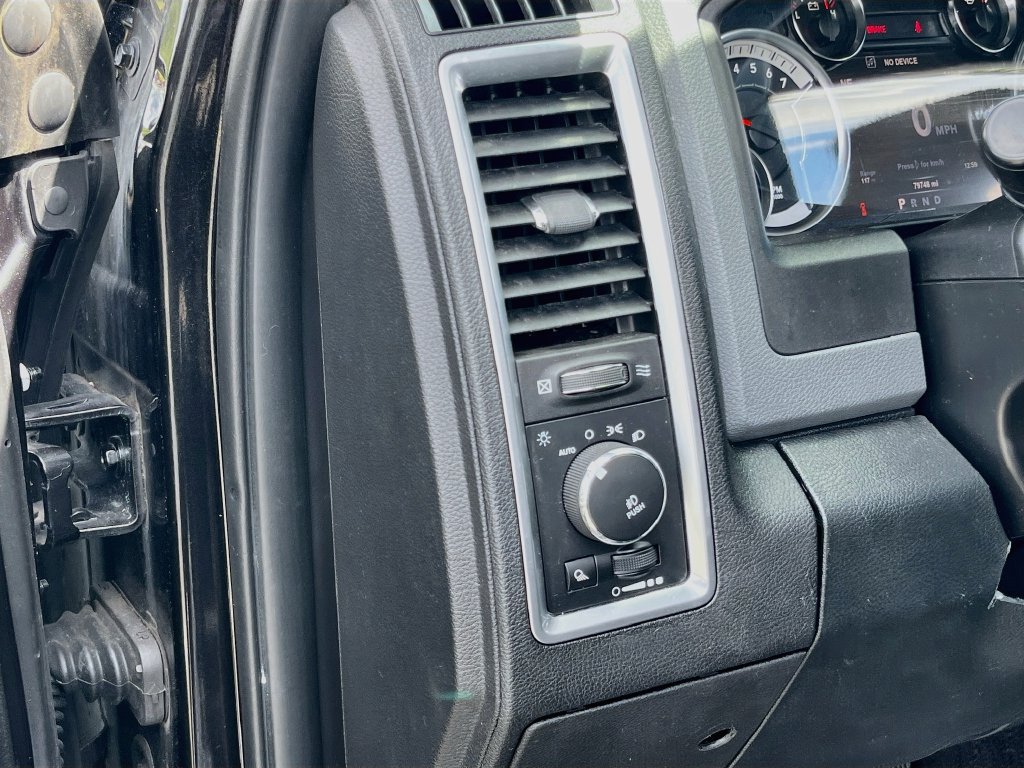 Certified 2017 RAM 1500 Big Horn AWD/4WD image 10