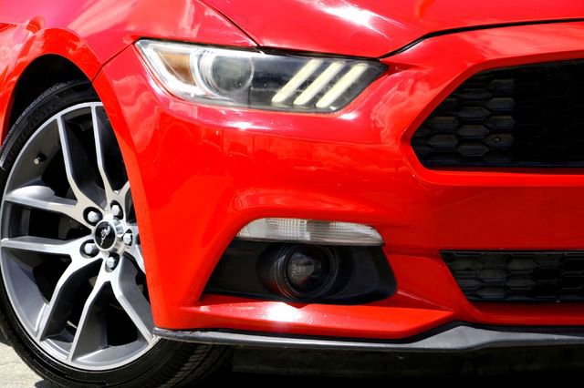 Used 2015 Ford Mustang Premium image 3