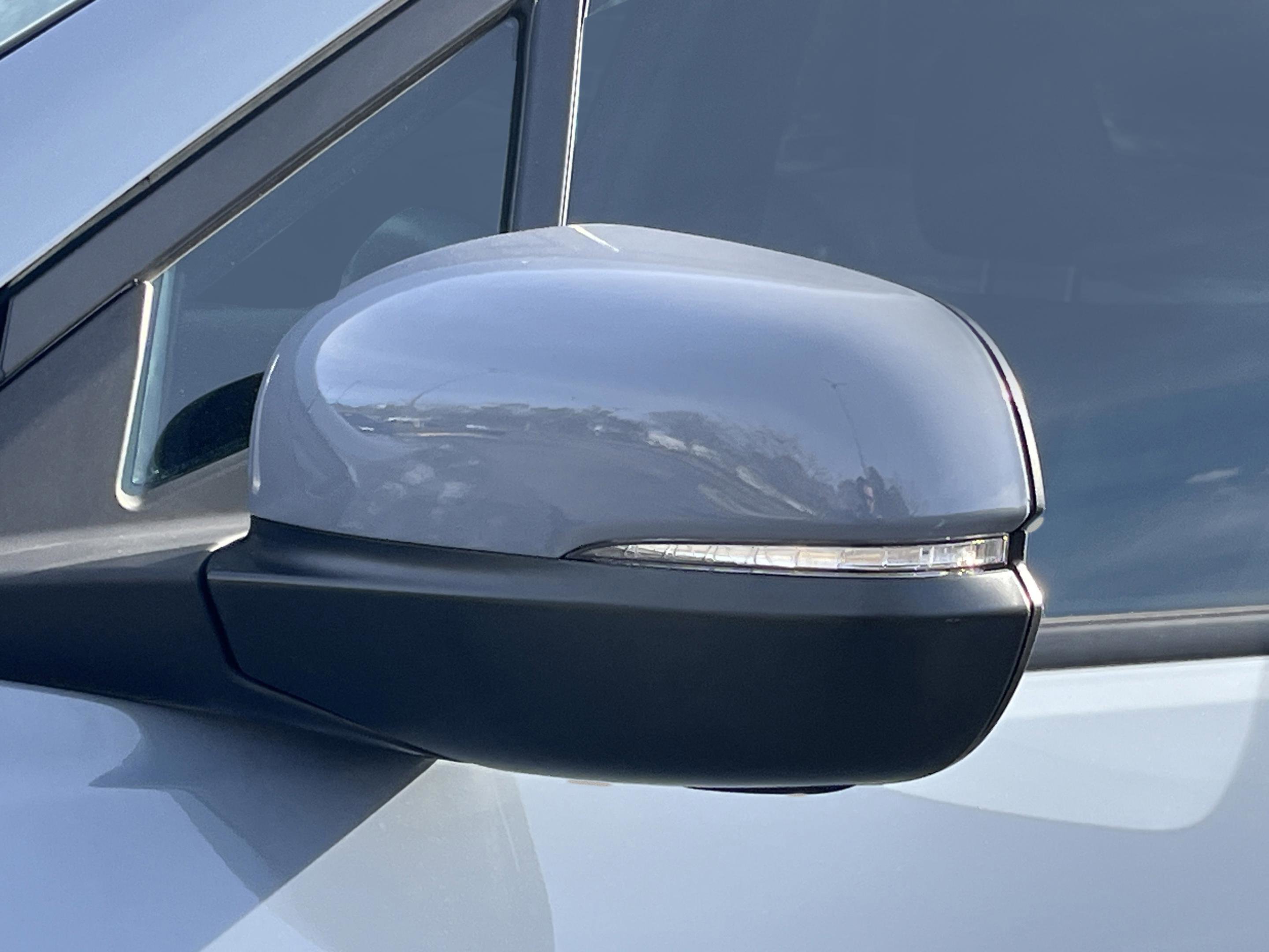 Used 2023 Honda Passport EX-L image 33