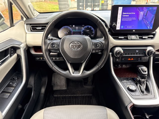 Used 2023 Toyota RAV4 Limited w/ Limited Grade Weather Package AWD/4WD image 18